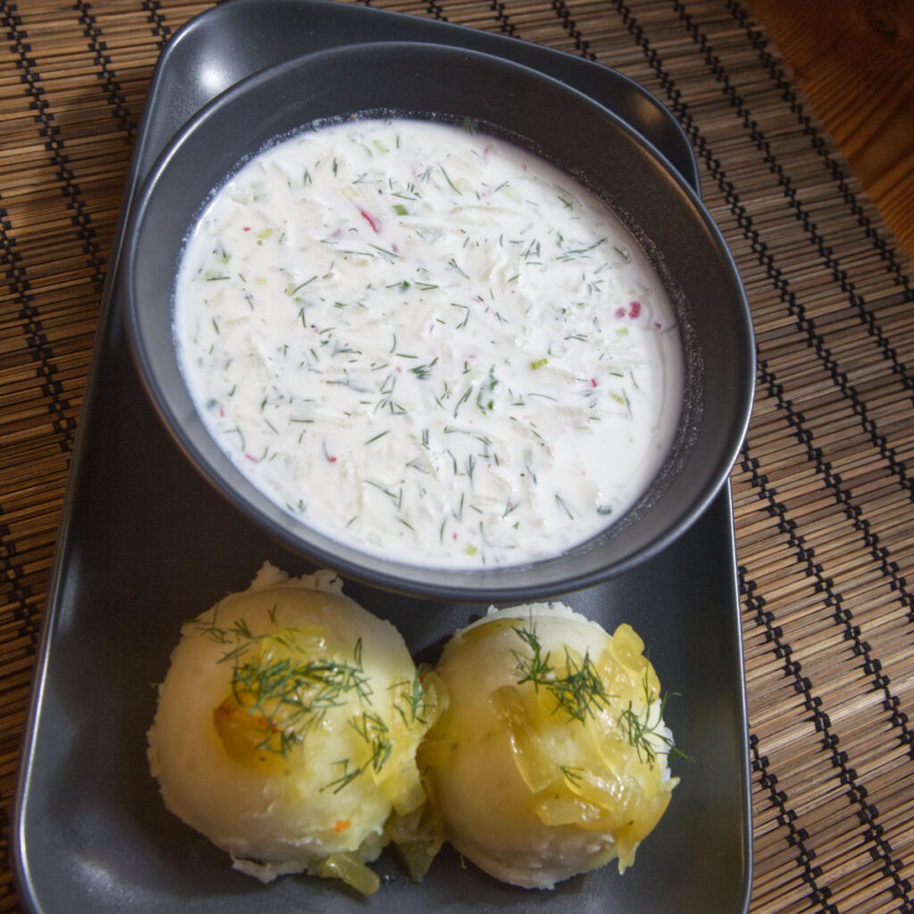 Restaurant Relax Soups Chlodnik White