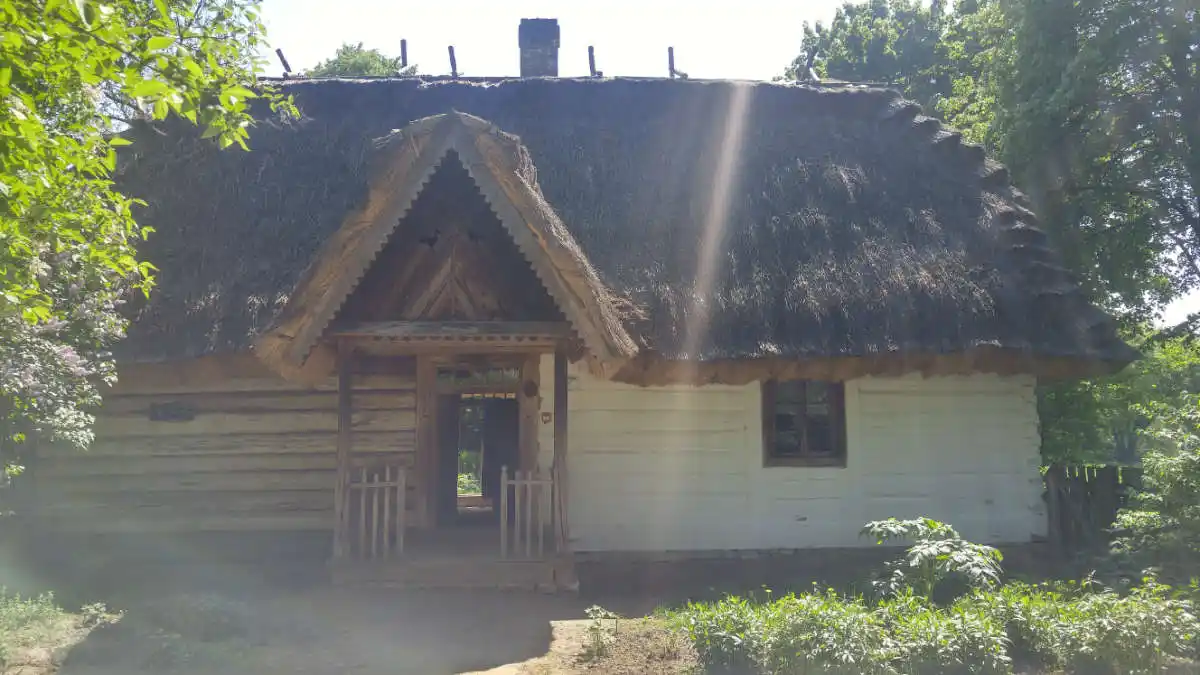 Traditional Polish village house where the Restaurant Relax family story began